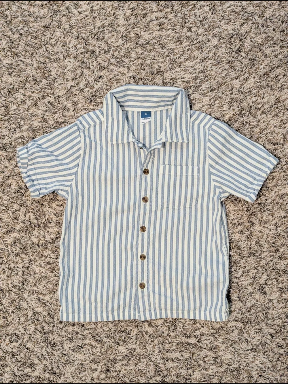 Old Navy Blue & White Striped Short-Sleeve Button-Down Shirt 4T
